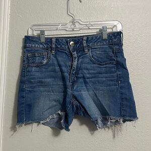 American Eagle Outfitters Super Stretch Shorts Women’s Size 8
